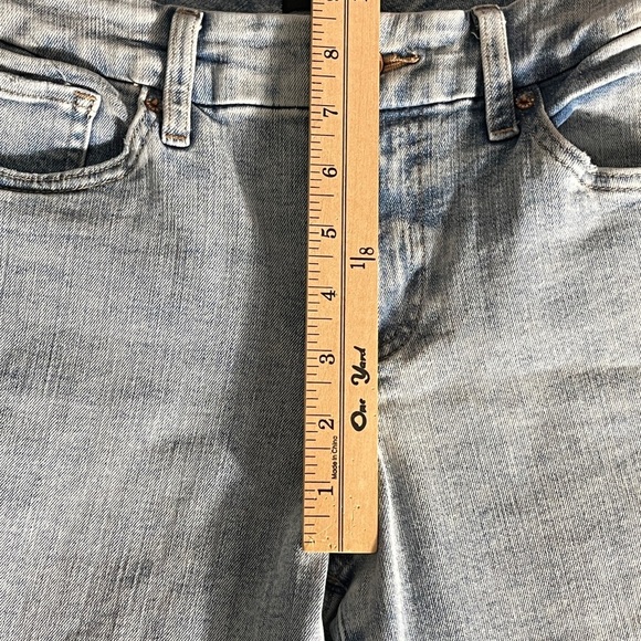 Express Mid Rise Medium Wash Skyscraper Ultrahyperstretch Jeans 0 2 4 Short - Picture 8 of 13